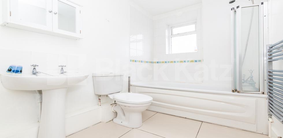 			NEW INSTRUCTION!, 1 Bedroom, 1 bath, 1 reception Flat			 Church Lane, Crouch End